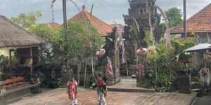 BALI DANCE & BALI TEMPLE